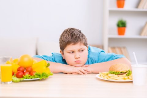 Kidwise-Tips for Healthy Eating During Exams